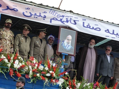 رژه نیروهای مسلح و مراسم روز ارتش در استان البرز آغاز شد