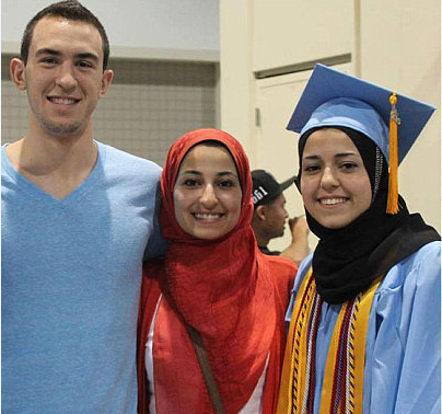 قتل سه دانشجوی مسلمان در آمریکا/ انتقاد از پوشش ضعیف رسانه ها