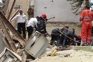 مصدومیت کارگر جوان بر اثر ریزش آوار در گلشهر کرج