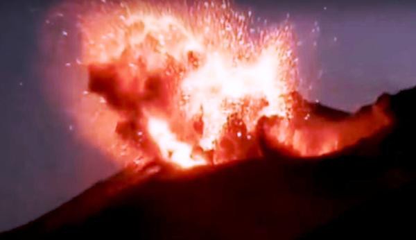 فوران آتشفشان ساکوراجیما در جنوب ژاپن