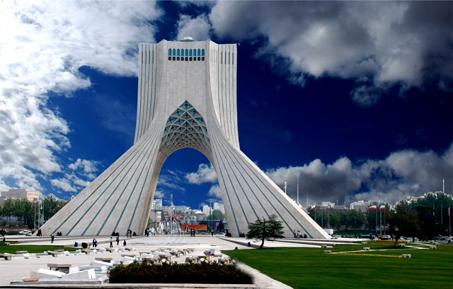 هفت جای دیدنی تهران برای توریست ها!
