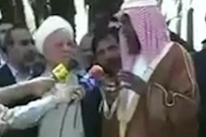 پاسخ دندان شکن آیت الله هاشمی به مسئول سعودی حین بازدید از باغ فدک/ فیلم