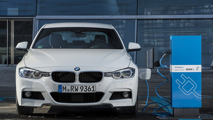 تمام خودرو های BMW تا چهار سال دیگر به موتور الکتریکی مجهز می شوند