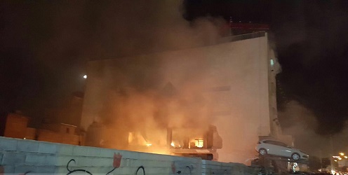 انفجار در پارکینگ هایپر مارکت شیراز با ۳۷ مجروح/ فیلم