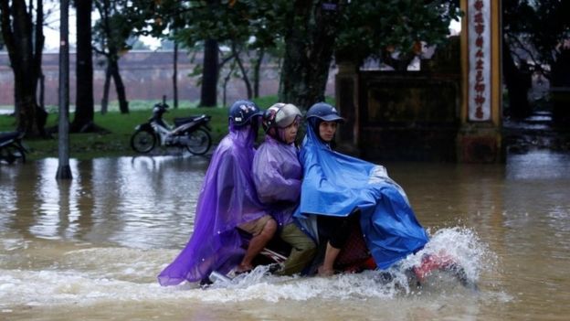 27 نفر در اثر طوفان Damrey در ویتنام کشته شدند+تصاویر