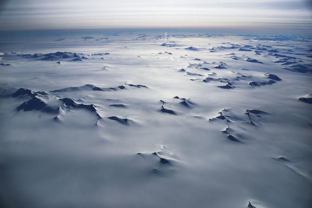 ذوب شدن یخ قطب جنوب منجر به افزایش 30 فوتی (9.15 متر) سطح دریا می شود