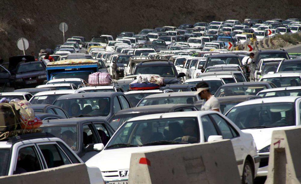 ترافیک نیمه‌ سنگین در آزادراه قزوین - کرج و تهران - کرج