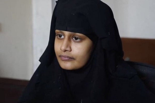 پدر عروس داعشی گفت دخترانی که عروس داعش می شوند نباید مجوز بازگشت به انگلستان را داشته باشند