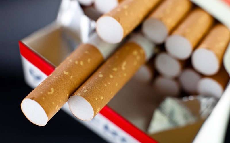 کشف 3500 نخ سیگار قاچاق خارجی از یک سوپرمارکت در اشتهارد