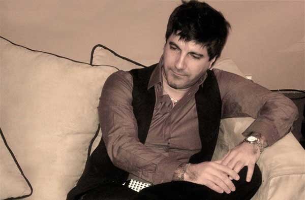 خواننده معروف لس‌ آنجلسی در تهران دستگیر شد