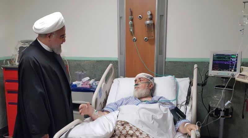 عکس/ معاون روحانی در بیمارستان بستری شد