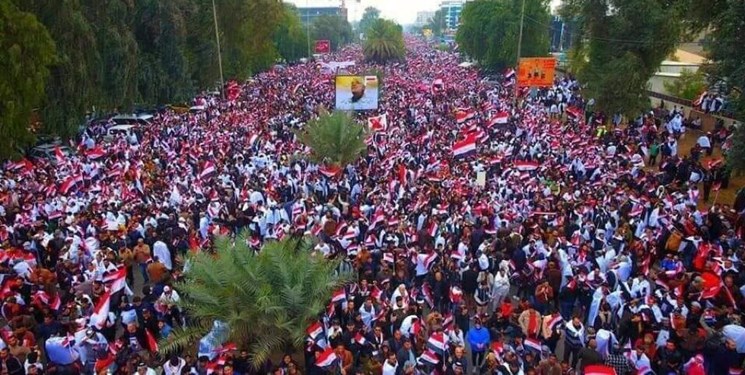 تظاهرات میلیونی عراقی‌ ها در محکومیت اشغالگری نظامی آمریکا