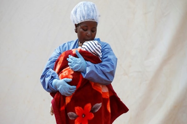 یک چهارم از بیماری عفونی ابولا در کنگو شناسایی نمی شود//////////////////تولیدی