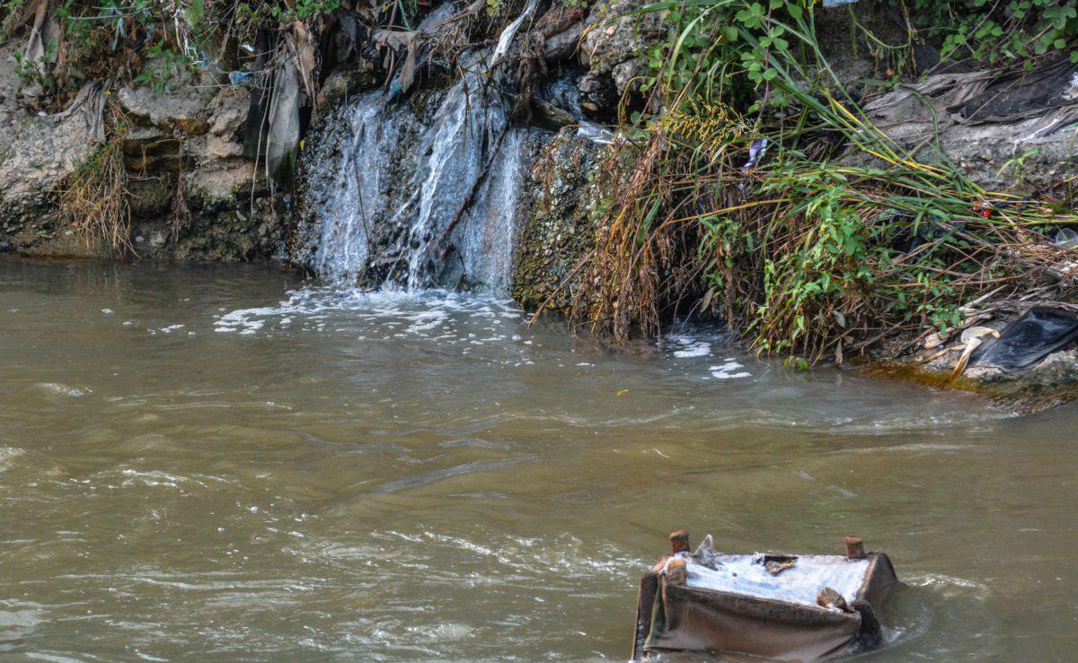 مرگ رودخانه کرج و خشک شدن حاشیه جاده چالوس واقعیت ندارد