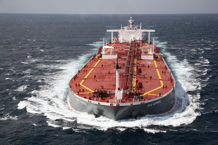 عربستان نفتکش ایران را پس نمی دهد/ زنگنه: دنبال بازگرداندن کشتی به ایران هستیم