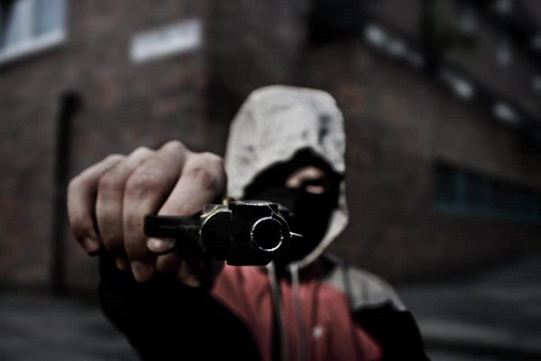 معضل خشونت و باندهای تبهکاری در انگلستان