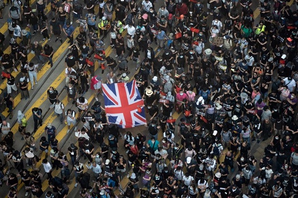 صادرات گاز اشک آور ساخت آمریکا به هنگ کنگ