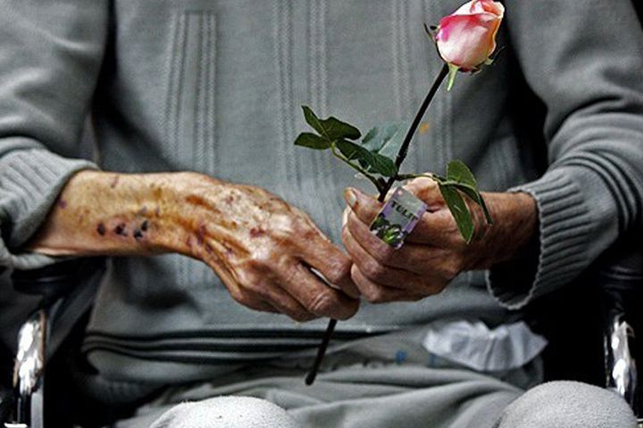 5.6 درصد از جمعیت البرز سالمند هستند/ خانه امید برای سالمندان استان تاسیس می شود/ سالمندی هشداری برای نظام سلامت
