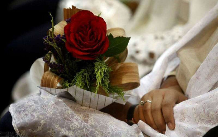 شهروندان البرز عروسی و تجمعات را به سامانه 190 گزارش دهند