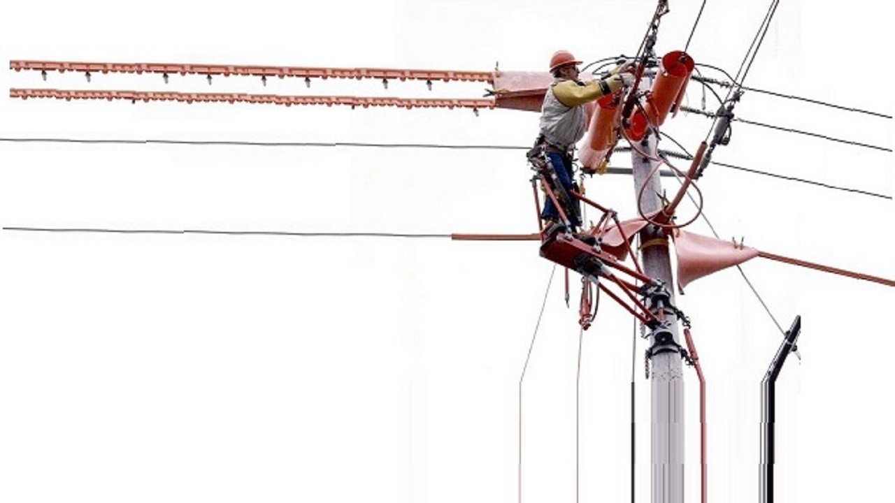 آغاز گسترده‌ترین تعمیرات شبکه توزیع برق کشور