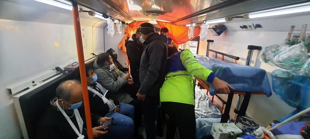 با ورود اورژانس کشور به حادثه مترو نیازی به اعزام آمبولانس از البرز نبود/ ۲۰ مسافر مصدوم شدند؛ حال یک نفر وخیم است