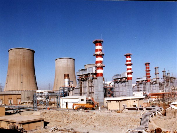 نیروگاه شهید منتظر قائم ۷ میلیون متر مکعب آب از چاه برداشت می کند!/ معضل بازچرخانی و جلوگیری از هدررفت آب ۳۰ سال مغفول مانده است