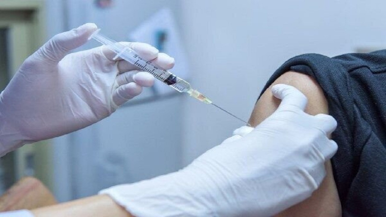 تزریق دوز چهارم واکسن مانع از ابتلا به امیکرون نمی‌شود