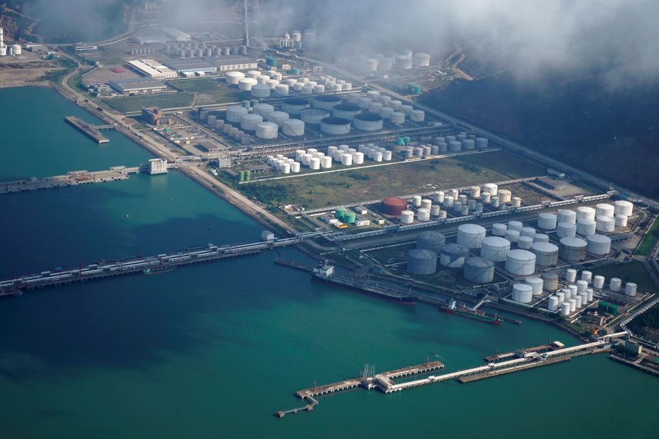 چین در ماه دسامبر بیش از ۲۶۰ هزار تُن نفت از ایران وارد کرد