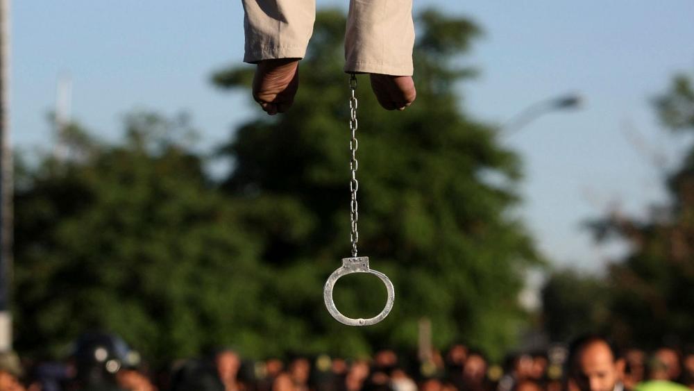 اعدام یک قاتل در زندان رجایی شهر کرج/ متهم در بازجویی به قتل دوستش اعتراف کرد