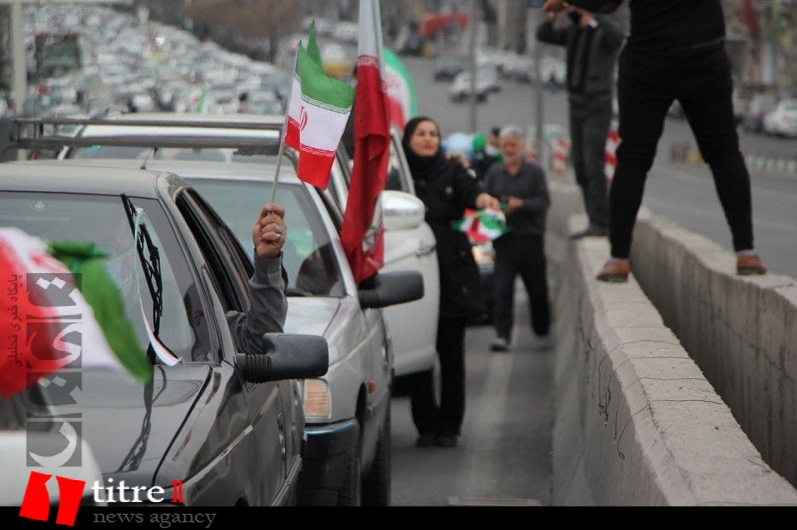 راهپیمایی خودرویی و موتوری ۲۲ بهمن در البرز + تصاویر