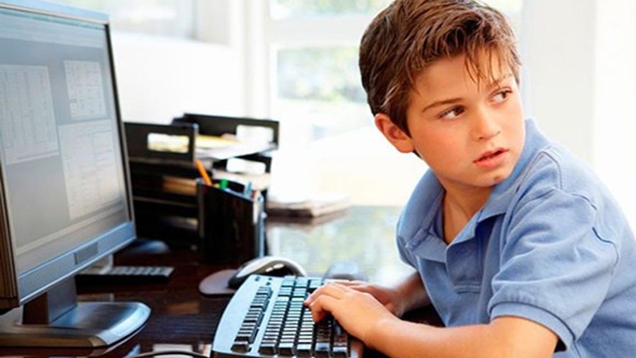 پیشنهاد راهکار مقابله با بزه‌دیدگی کودکان و نوجوانان در فضای مجازی