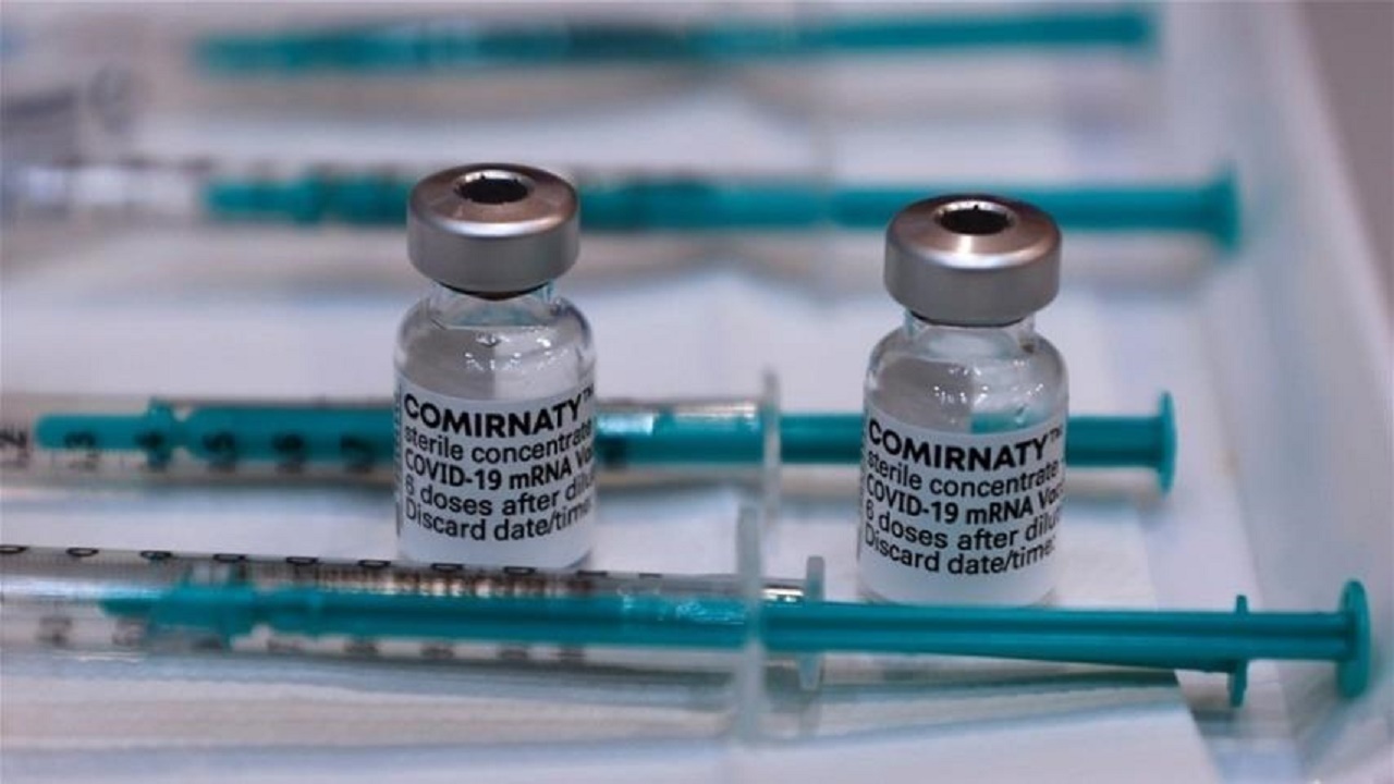 چه کسانی به تزریق دوز سوم واکسن کرونا نیاز دارند؟/ محافظت اساسی از گروه نقص ایمنی