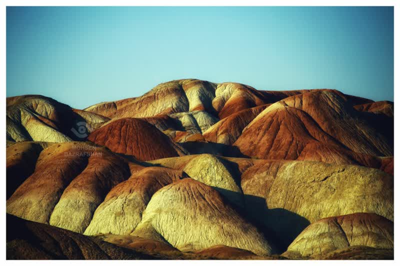 تپه های رنگین کمانی شگفت انگیز اشتهارد + تصاویر