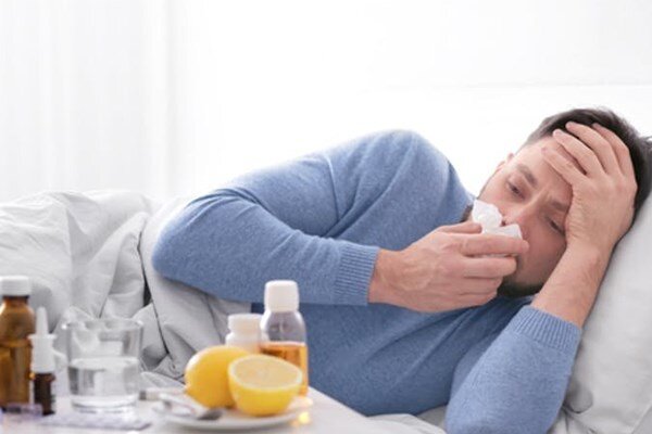 خطر طغیان آنفلوانزا در صورت برداشتن محدودیت‌ های کرونایی