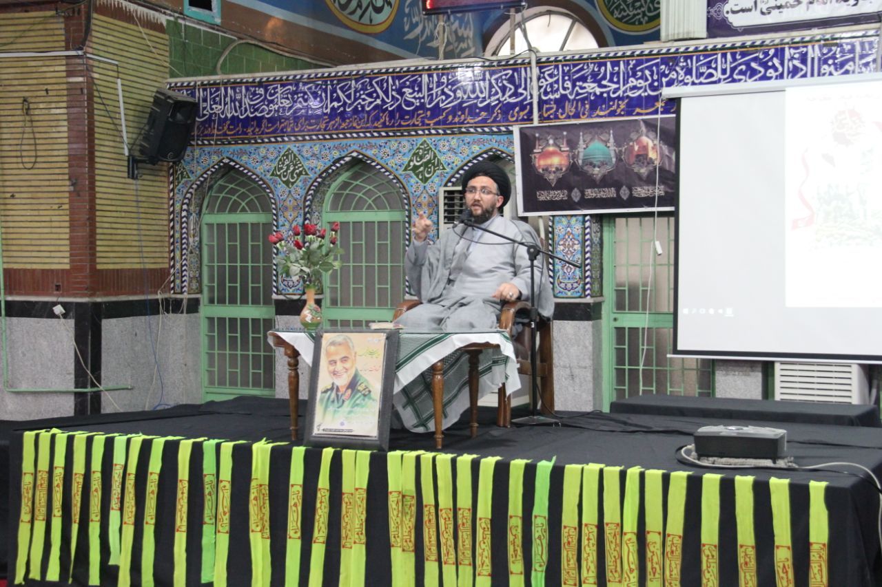 گرامیداشت هفته دفاع مقدس در مصلی امام خمینی(ره) هشتگرد+تصاویر