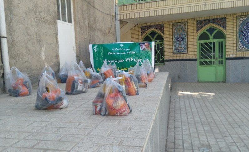 ۷۰ بسته حمایتی بین نیازمندان روستای خور توزیع شد + تصاویر
