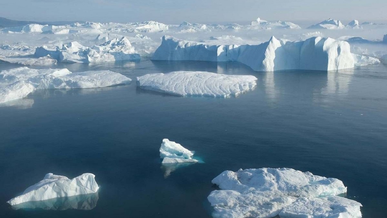 تاثیرات منفی گرمایش کره زمین، از ذوب بی سابقه یخ در گرینلند تا افزایش خطر سیل