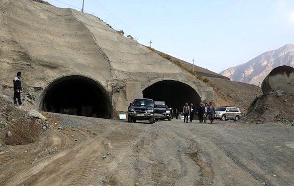 افتتاح بخش دیگری از آزادراه تهران-شمال تا تا پایان سال ۱۴۰۱/ فعالیت ۲ هزار ماشین آلات راهسازی
