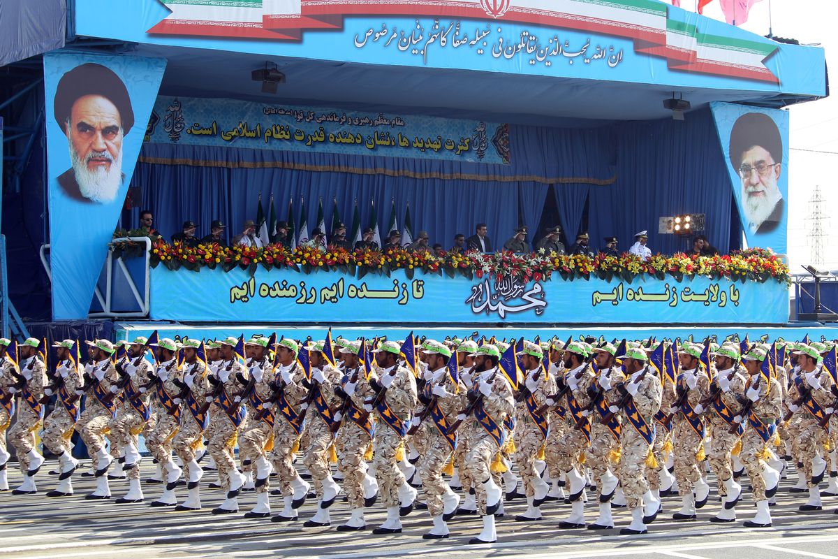 تصور ایران بدون سپاه ممکن نیست/ آمریکا هرگز مواضع خود را در قبال ایران تغییر نخواهد داد