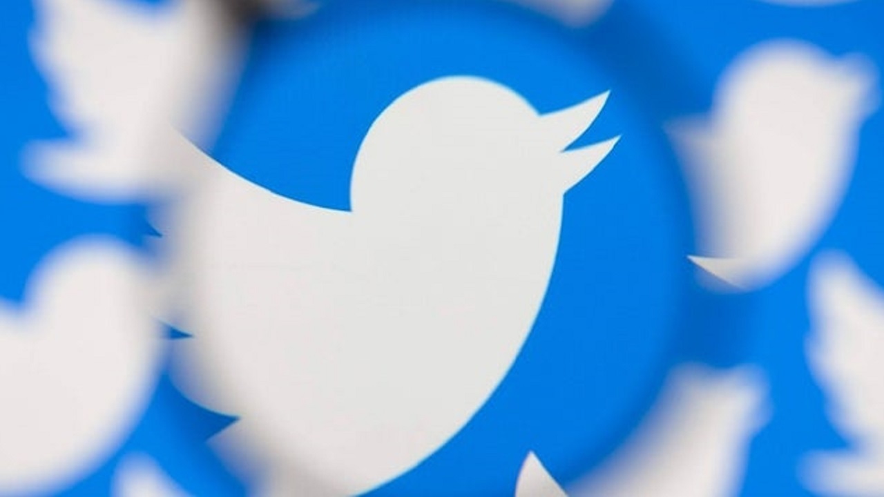 توئیتر گزارش عملکرد و درآمد خود را اصلاح کرد