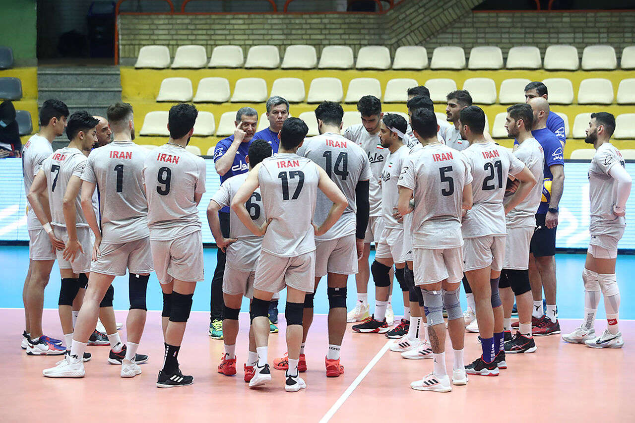 سعادت و کاظمی به اردوی تیم ملی والیبال ایران اضافه می‌ شوند