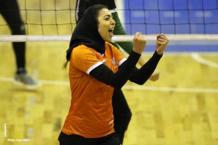 سردار آزمون و خوشامد به ستاره والیبال زنان ایران