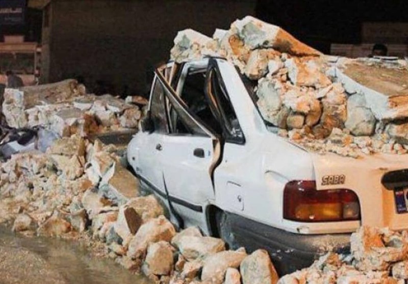 اسکان ۷۰ درصد زلزله‌ زدگان در چادرهای امدادی و توزیع ۹۰۰۰ چادر و پتو تاکنون