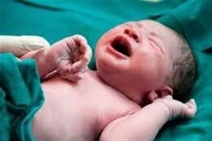 نوزاد غدیری در بیمارستان کمالی کرج متولد شد