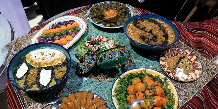 تنوع غذایی اقوام مختلف در البرز یک ظرفیت بی نظیر در صعنت گردشگری است//تکمیل نشده//