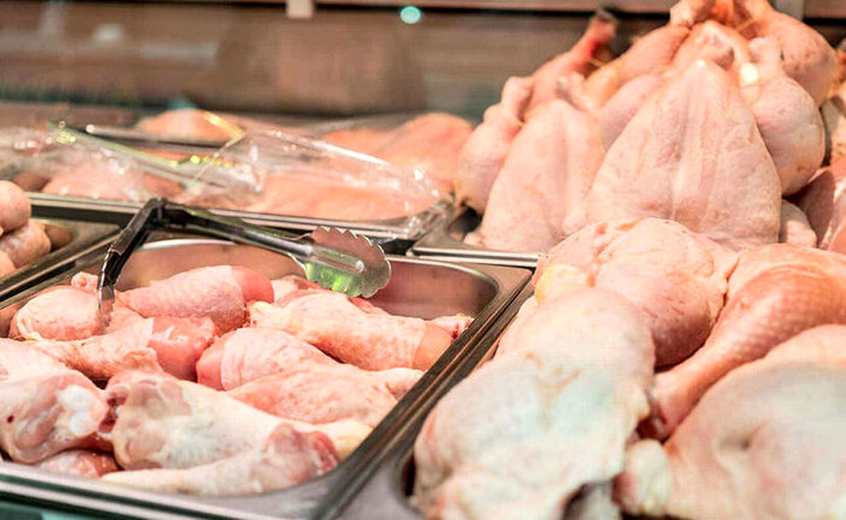 مرغ گرم کیلویی ۸۰ هزار تومان در بازار البرز قطعا گرانفروشی است