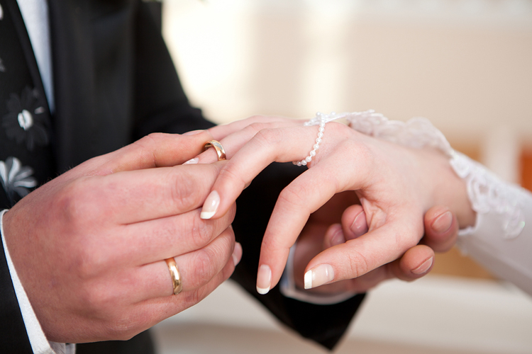 افزایش ازدواج سفید در سایه ترویج سبک‌زندگی غربی