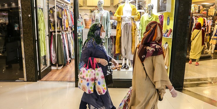 بازار مد و لباس در تسخیر البسه مروج بدحجابی در جامعه است