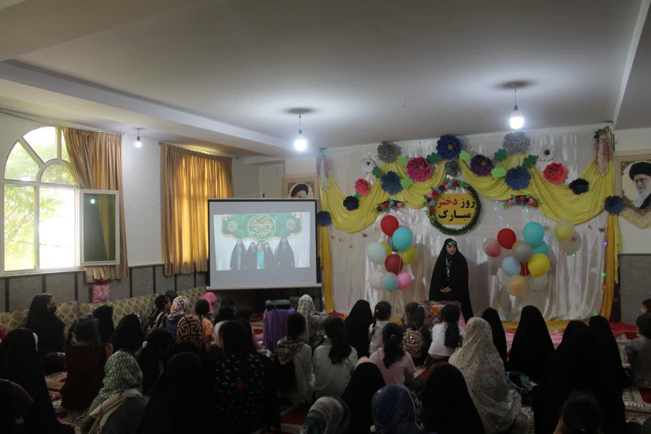 اردوی تربیتی «دختران دهه نودی» در کرج برگزار شد + تصاویر