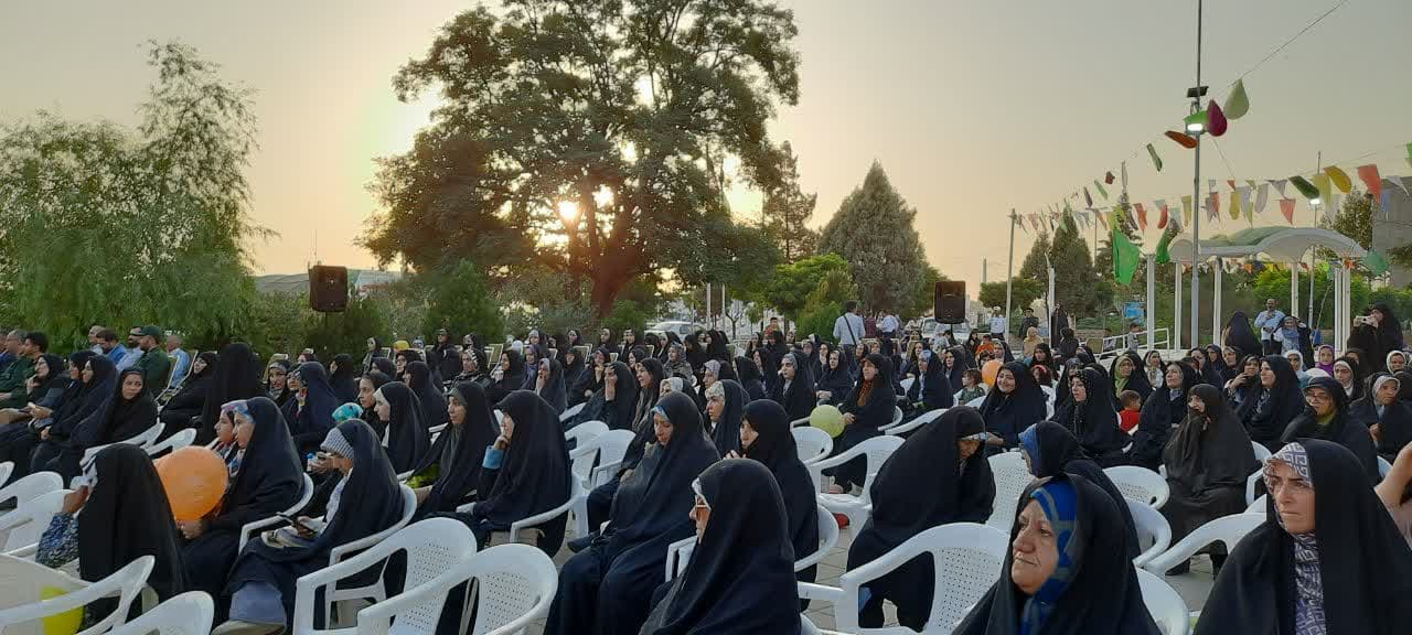 اجتماع بانوان در دفاع از عفاف و حجاب در چهارباغ برگزار شد + تصاویر